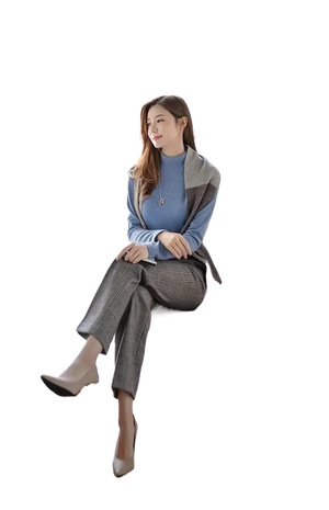 坐着的人坐姿人物png免扣素材人物 (1)